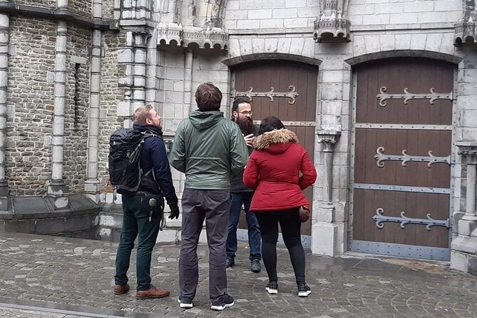 2-Hour Private Walking Tour of Bruges - Medieval beer, merchants, and the people behind the façades