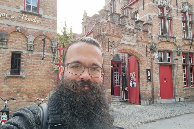 2-Hour Private Walking Tour of Bruges - Canals, streets, and a useful route for the rest of your visit
