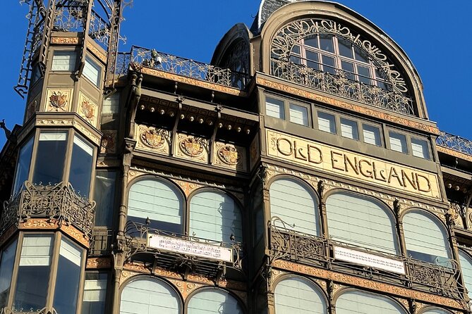 A Self-Guided Tour of Brussels: From Medieval to Modern Times - Galleries, puppets, and Brussels’ playful side