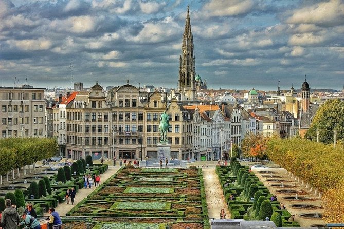 Airport Transfer: Brussels to Brussels Airport BRU by Luxury Van - The Meet-and-Greet Service at Your Hotel