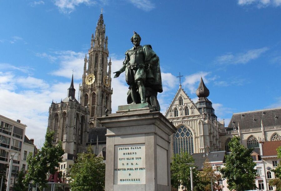 Antwerp: Antwerp Private Walking Tour - The Cathedral of Our Lady and Rubens’s paintings