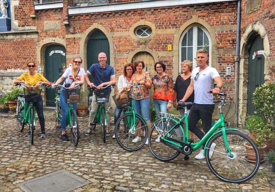 Antwerp Bike Tours Specials: Bikes & Boat Tour - Who will enjoy the Bikes & Boat Tour?