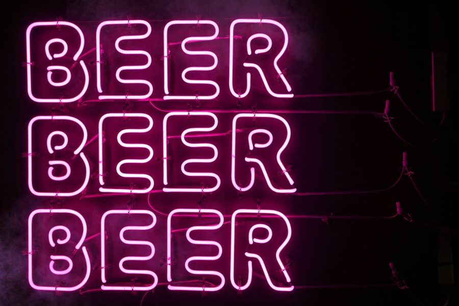 Antwerp: Guided Beer Tasting Tour with Beer Expert - Three Antwerp cafes, three different tasting moments