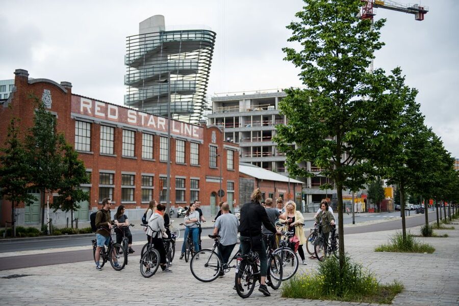 Antwerp: Guided Bike Tour - Grote Markt and Gothic Antwerp