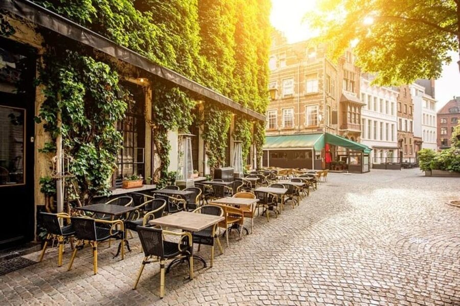 Antwerp: Must-See Attractions Private Walking Tour - Starting at Willem Ogierplaats 3