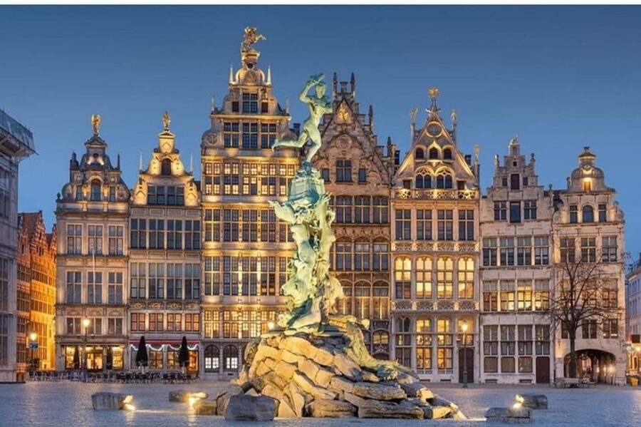 Antwerp: Must-See Attractions Private Walking Tour - Carolus Borromeus Church and Baroque Antwerp