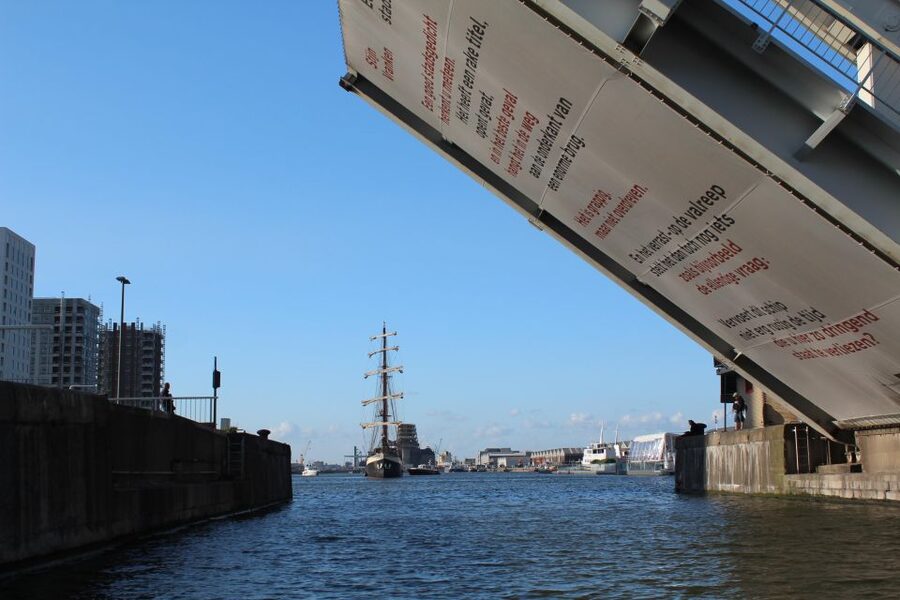 Antwerp: Private Old Harbour Boat Tour Incl. Drinks & Snacks - Boarding at Sint-Aldegondiskaai 42