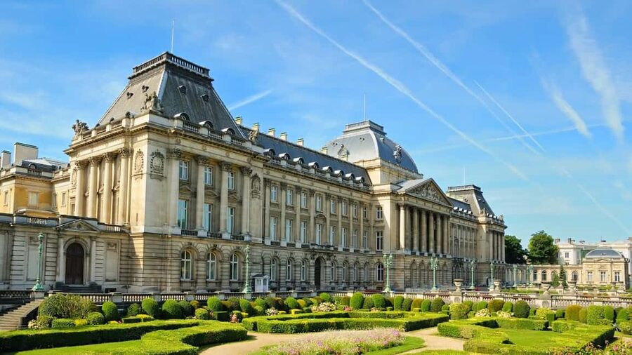 Antwerp Private Tour From Brussels - Market Square and the Brabo Fountain