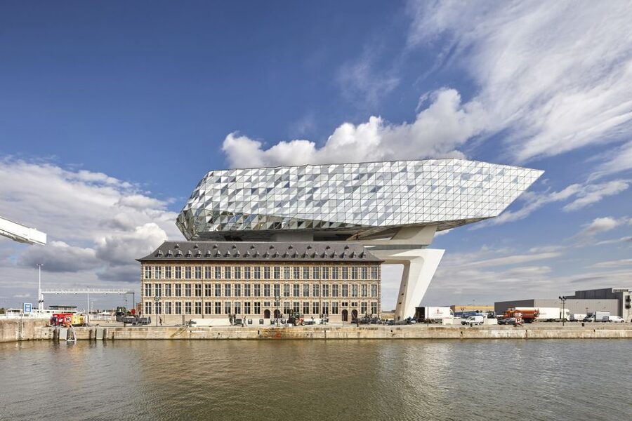 Antwerp Private Tour From Brussels - Central Station, Antwerp’s dramatic first impression