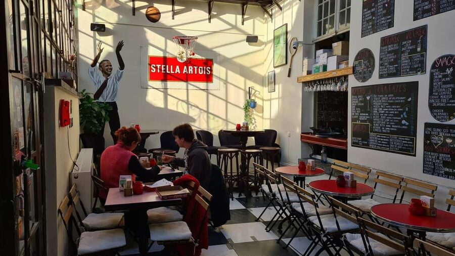 Antwerp: Pub Crawl in the Historical City - Timing, pickup, and the practical rhythm