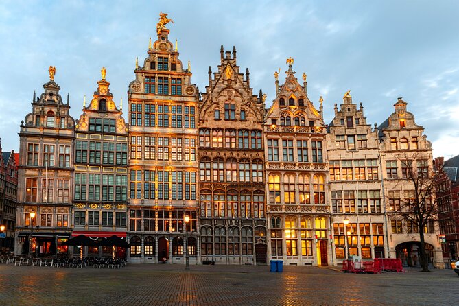 Antwerp Scavenger Hunt and Best Landmarks Self Guided Audio Tour - Starting at Antwerpen-Centraal station