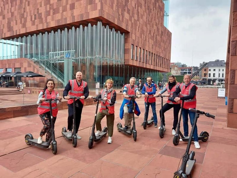 Antwerp: The Big Five City Highlights E-kickscooter Tour - Why an e-kickscooter works well in Antwerp