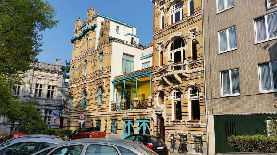 Antwerp: Walking Tour from Steen to Central Station - Starting Beside Steen and Antwerp’s Harbor