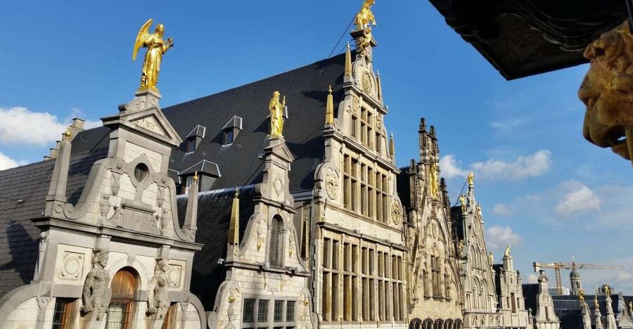 Antwerp: Walking Tour from Steen to Central Station - Grote Markt and the Golden Age Guild Houses