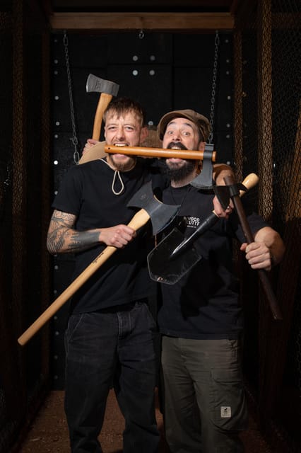 Axe Throwing Experience - The Key Facts Before You Book