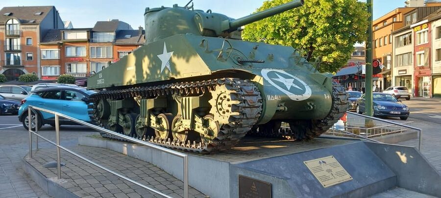 Bastogne: Battle of the Bulge Battlefield - 2 Day Tour - Grandmenil and the Physical Remains of War