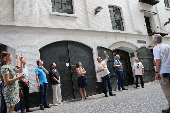 BeerWalk Antwerp (Dutch guide) - What the Guide Adds to the Walk