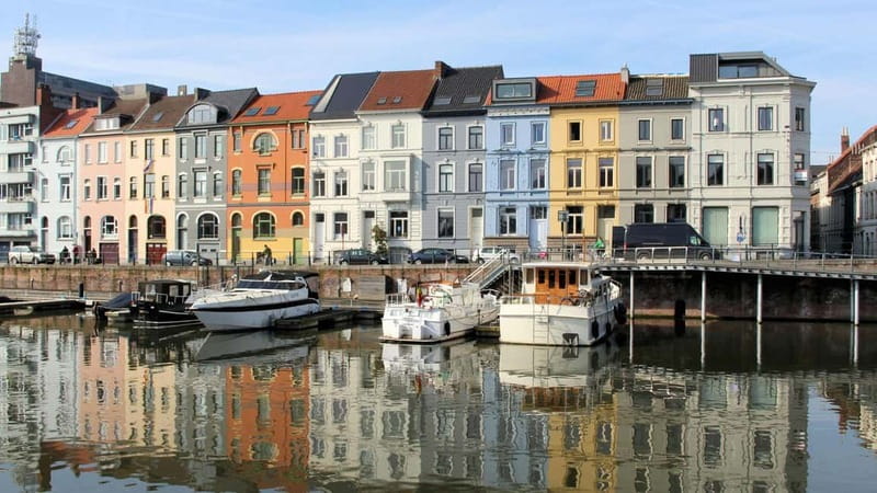 Best of Gent: Private Walking Tour with a Local - What the local guide adds