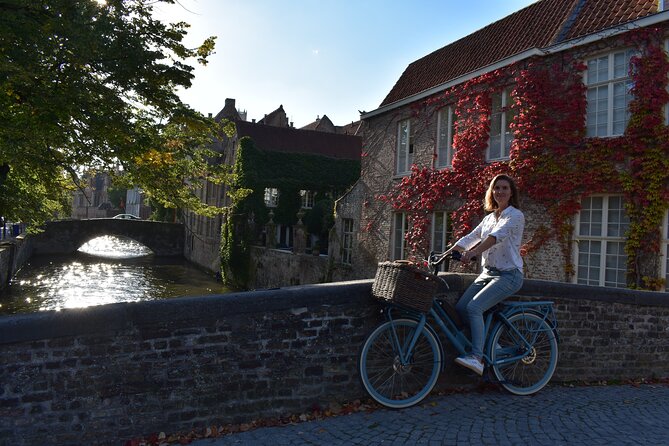 BikeTour Bruges & Damme in Spanish and English - Key points before you book