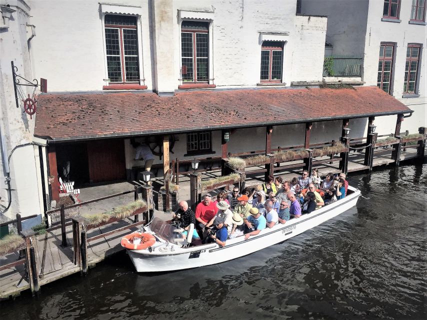 Bruges Beer and Chocolate Walking Tour - Chocolate made with Peruvian and Madagascan cacao