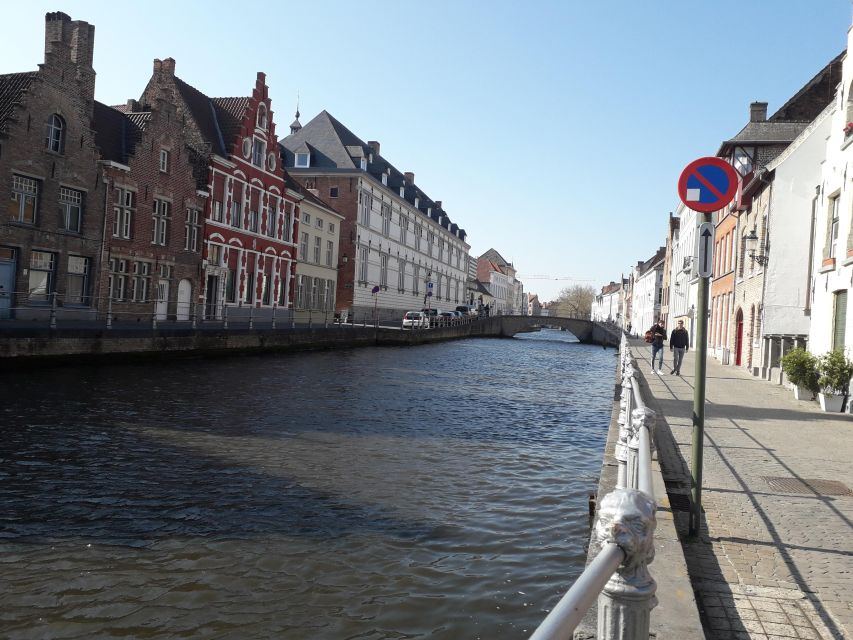 Bruges Beer and Chocolate Walking Tour - Straffe Hendrick brewery and Bruges beer