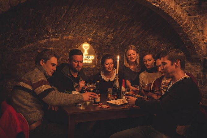 Bruges Beer Tour with chocolate pairing by a young local - Starting at Bath & Barley at 2 p.m.