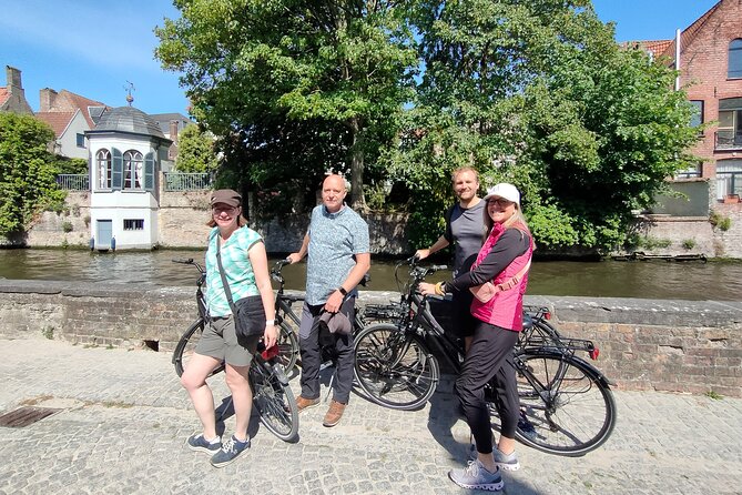 Bruges by bike with friends and family! - Gruuthusemuseum: A Grand First Look