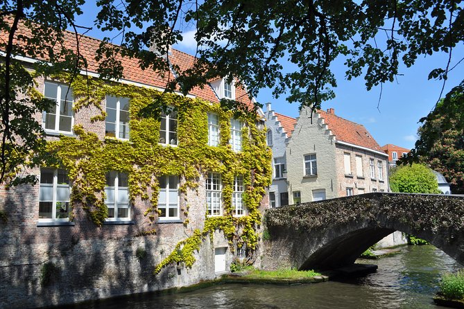 Bruges by bike with friends and family! - Sint-Janshuismolen and the Outer Views