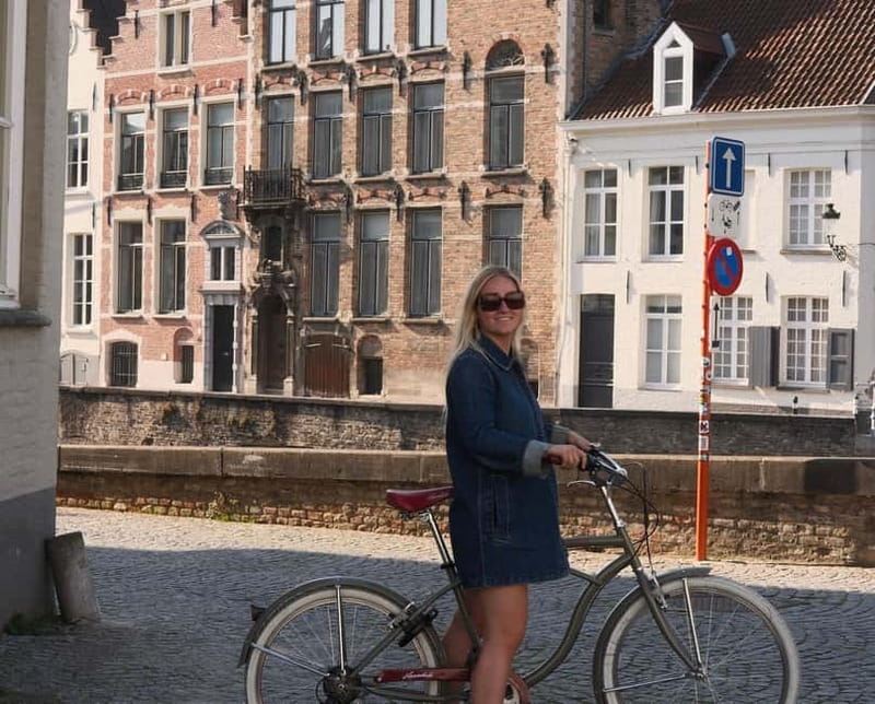 Bruges: City Bike Tour with a Local - Key points at a glance