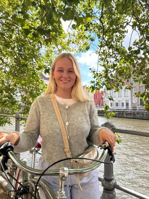 Bruges: City Bike Tour with a Local - Why Bruges works so well by bicycle