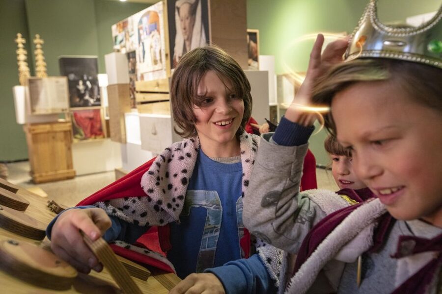 Bruges: Historium Bruges Story and VR Ticket - Seeing the Golden Age Through Interactive Displays