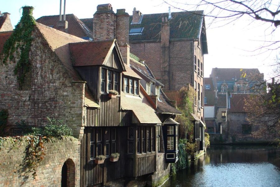 Bruges Private 2-Hour Walking Tour - How the private format changes the experience