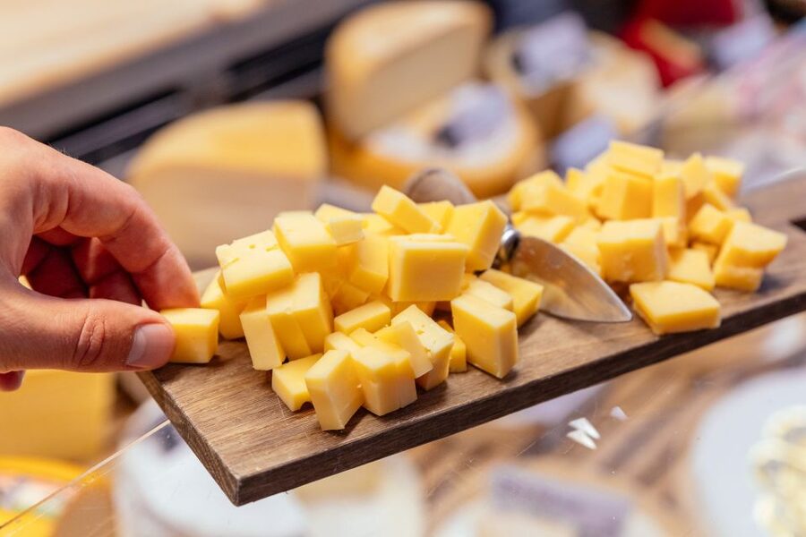 Bruges: Private Food Tour – 10 Tastings with Locals - Simon Stevinplein and the first tastes