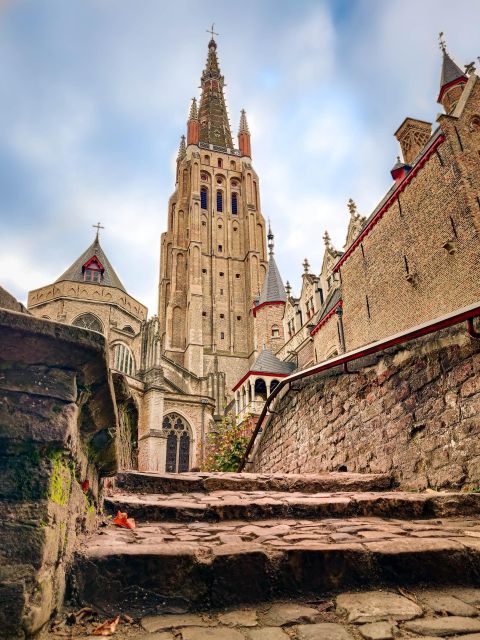 Bruges: private guided day tour - Starting at the Old Harbour