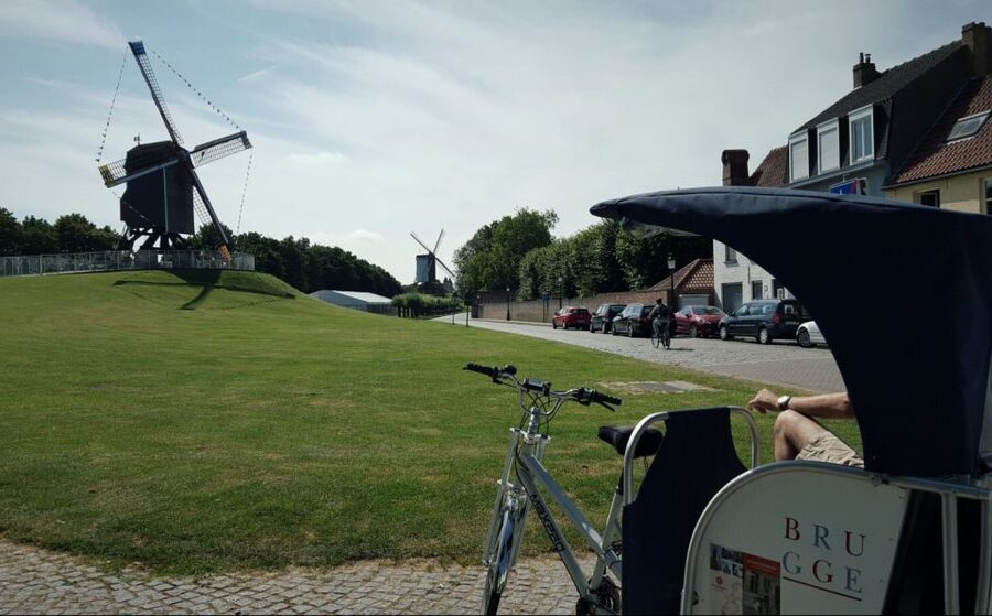 Bruges: Private Guided Tour by Pedicab - The guide makes the difference