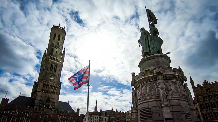 Bruges: Private Interactive Trivia City Tour - Plague, medieval life, and the less polished Bruges