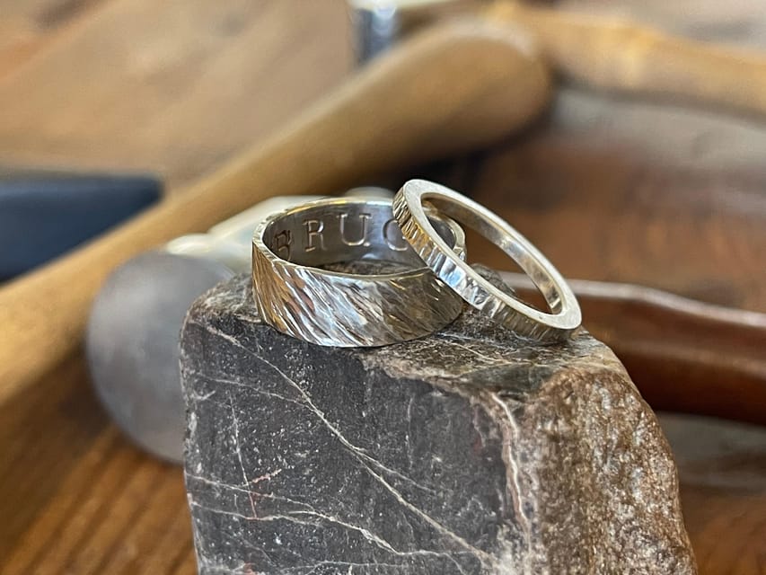Bruges: Silver Ring-Making Workshop - Finishing the ring in three different ways