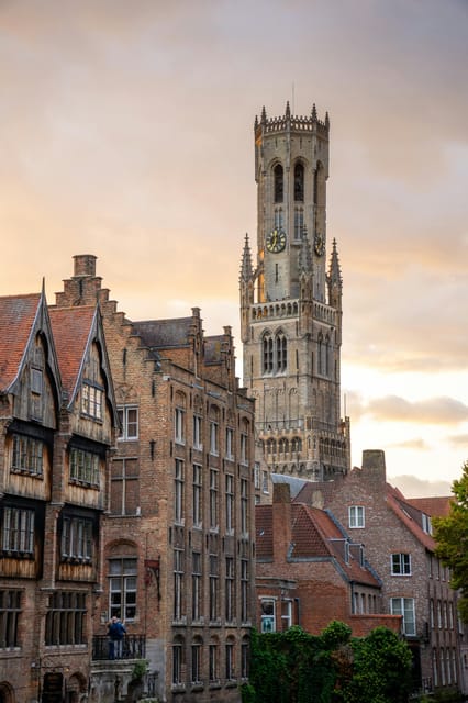 Bruges: Traditional Food Group Walking Tour - Flemish stew and Belgian fries