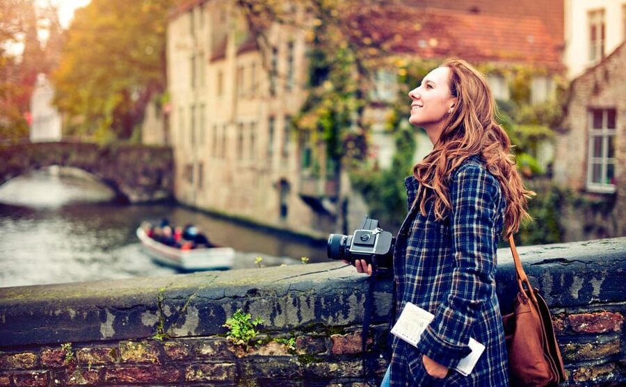 Bruges Unveiled: A Private Full-Day Tour from Brussels - Bargeplein, the Lake of Love and the Beguinage