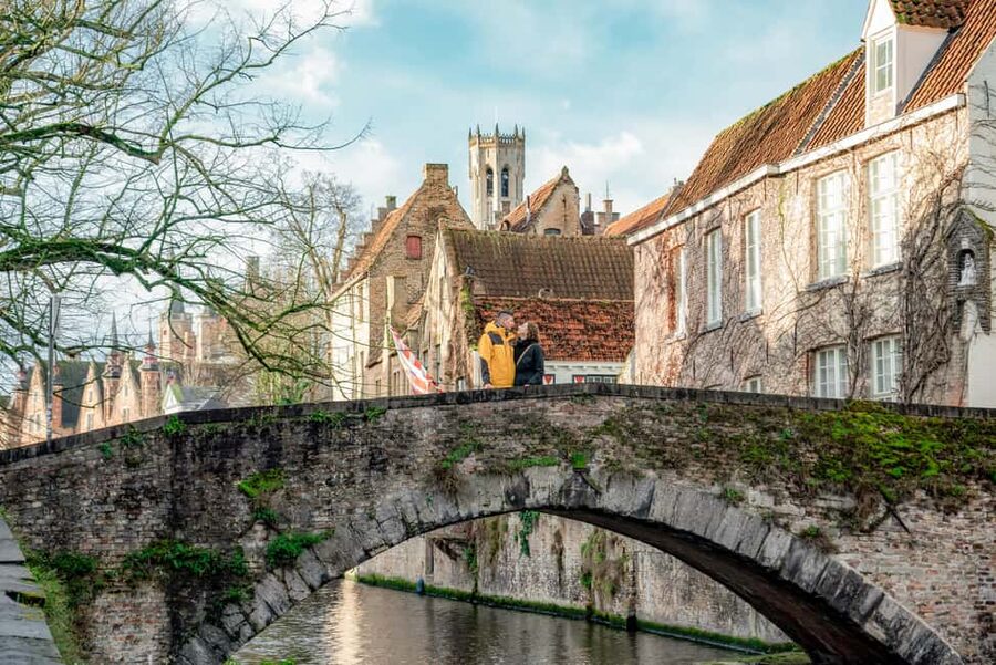 Bruges : Your private 1 hour photoshoot in the medieval city - Is $353 a good value?