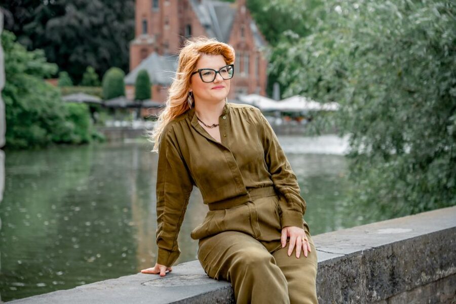 Bruges : Your private 30min. photoshoot in the medieval city - Timing and Booking Flexibility