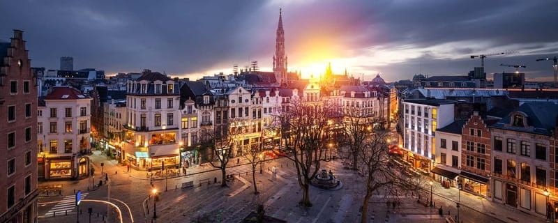 Brussels: 2-Hour Dark Side of Brussels Private Tour - Anneessens Tower and the city’s old defenses