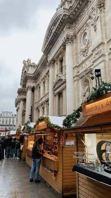 Brussels: 2-Hour Walking Tour of the Historic Center with a Local Guide - Starting beneath the City Hall at Grand-Place