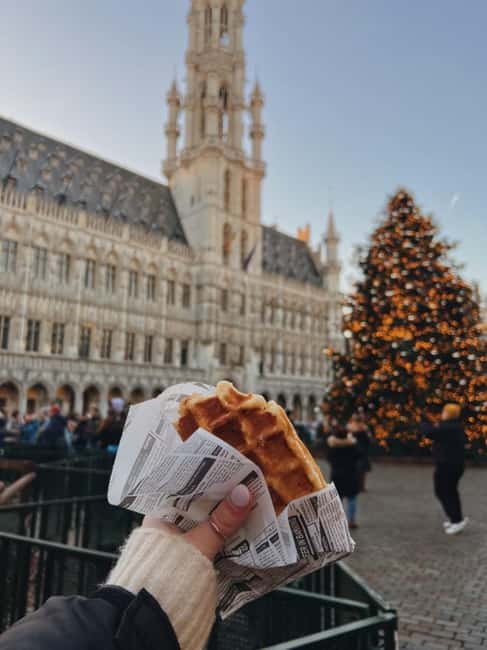 Brussels: 2-Hour Walking Tour of the Historic Center with a Local Guide - Manneken Pis and the city’s irreverent side