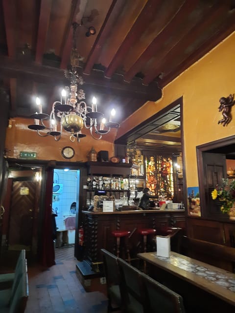 Brussels: a stroll to discover hidden gems - St. Michael and St. Gudula: light, legends, and executions