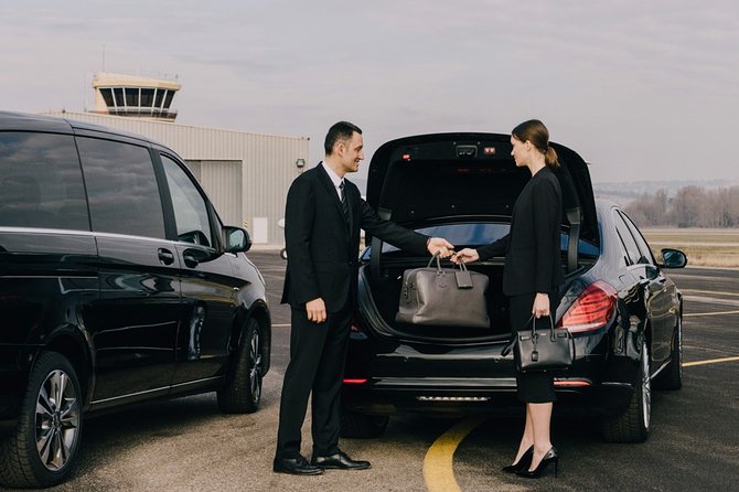 Brussels Airport Transfer (BRU) <-> to or from Brussels (Sedan) - From BRU arrivals to your Brussels address