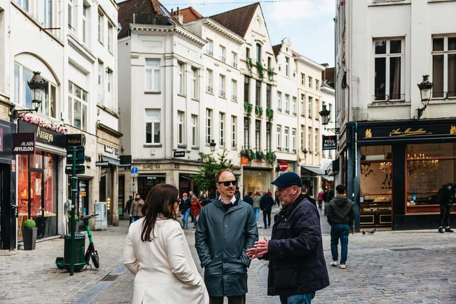 Brussels: Beer Tasting Tour with 7 Beers and Snacks - The key points at a glance