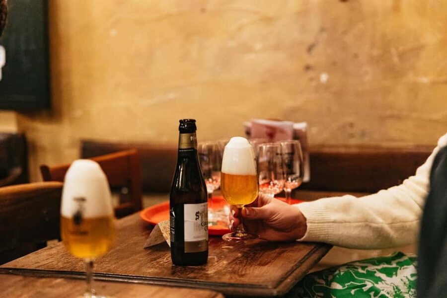 Brussels: Beer Tasting Tour with 7 Beers and Snacks - Why Belgian beer deserves a walking tour