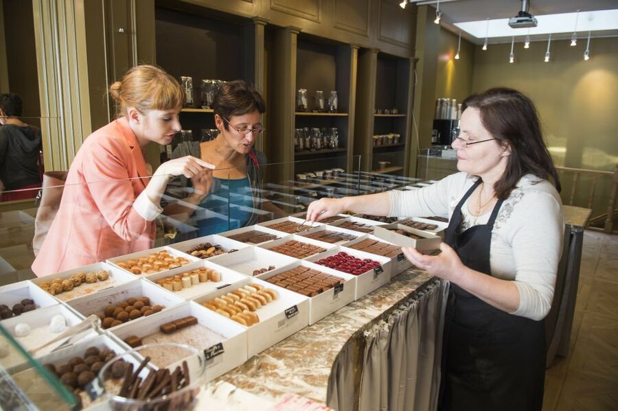Brussels: Belgian Chocolate Tasting Tour - Why guide quality matters here