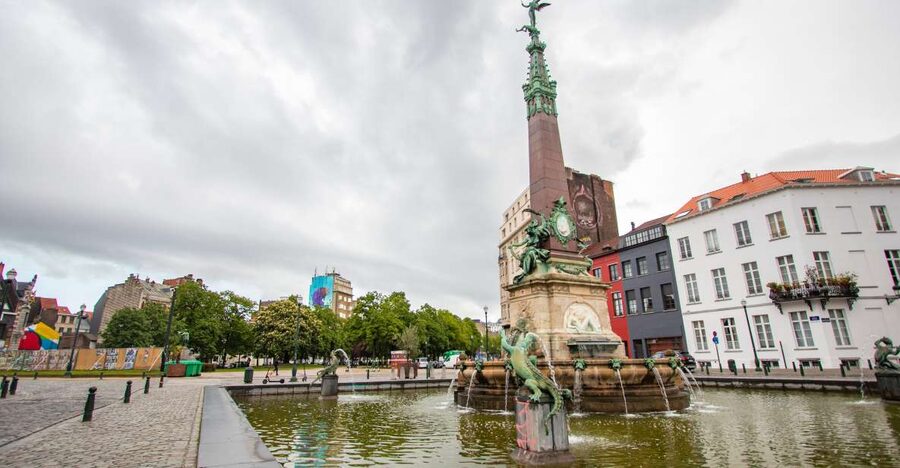 Brussels: Best Intro Guided Walking Tour with a Local - Key Points to Know Before You Book
